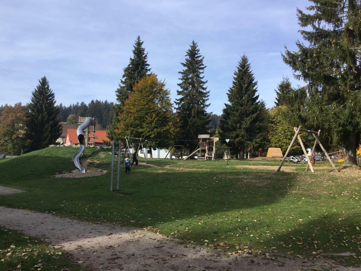 Gemuetliche 1Z Fewo In Schoenwald Mit Balkon, Schwimmbad, Sauna, Fitness Екстериор снимка