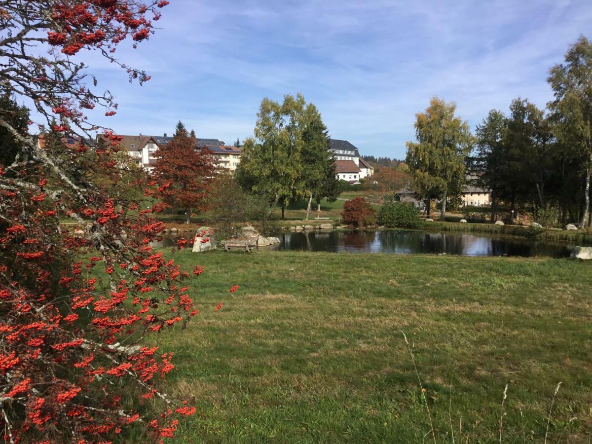 Gemuetliche 1Z Fewo In Schoenwald Mit Balkon, Schwimmbad, Sauna, Fitness Екстериор снимка
